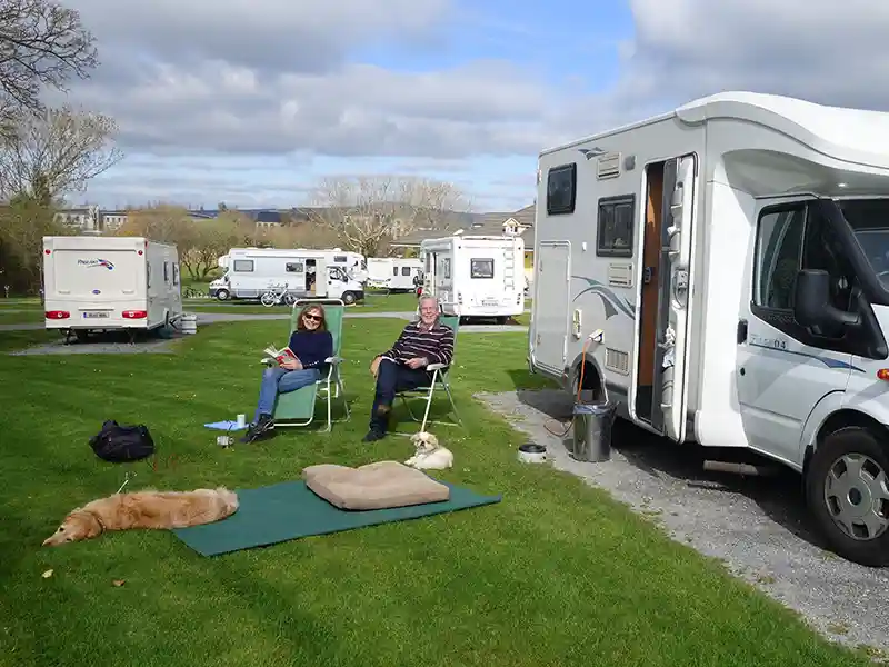 Woodlands Park - Pet friendly Camping